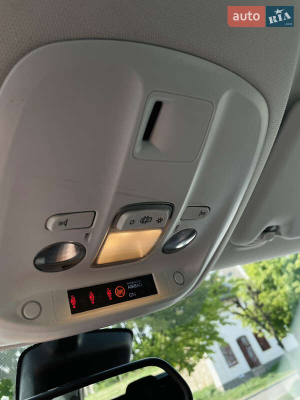 Універсал Peugeot 308 2014 в Хотині