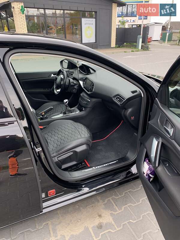 Універсал Peugeot 308 2015 в Хмельницькому