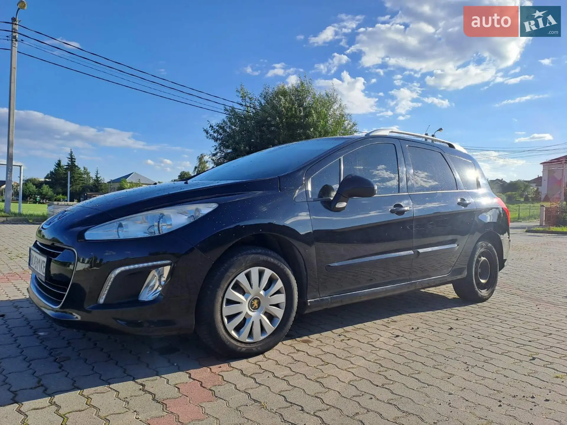 2011 Peugeot 308 - фото 1