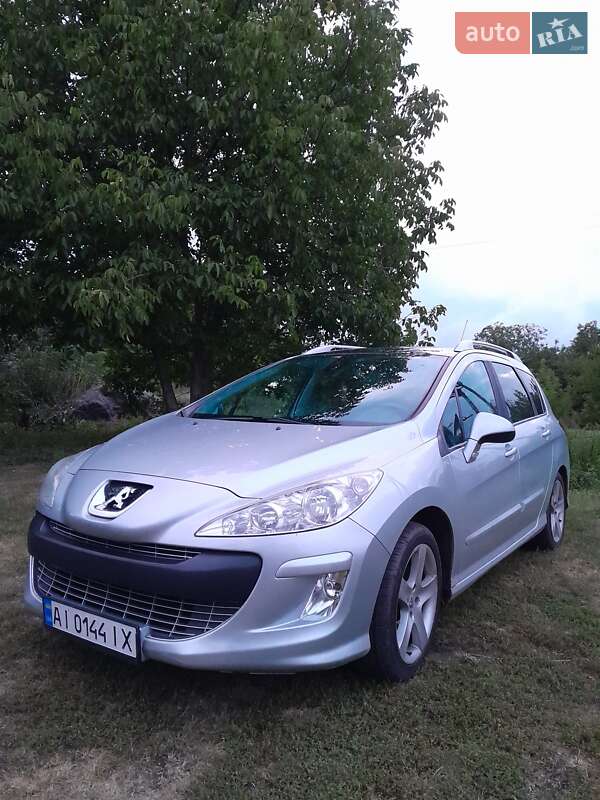 Универсал Peugeot 308 2010 в Киеве