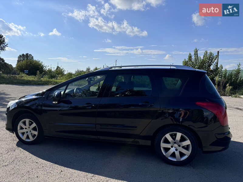 Універсал Peugeot 308 2010 в Калуші