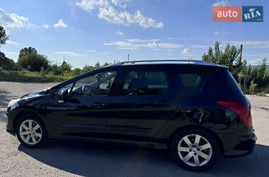 Универсал Peugeot 308 2010 в 