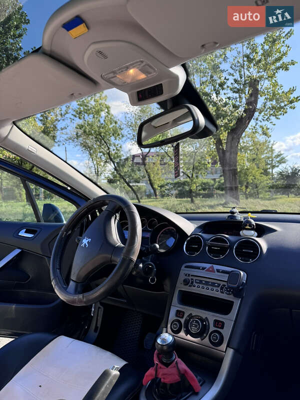 Універсал Peugeot 308 2010 в Калуші