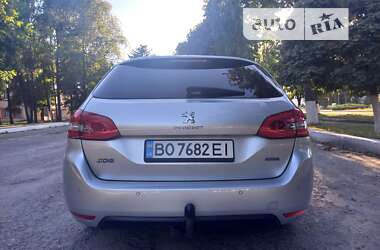 Універсал Peugeot 308 2014 в Тернополі