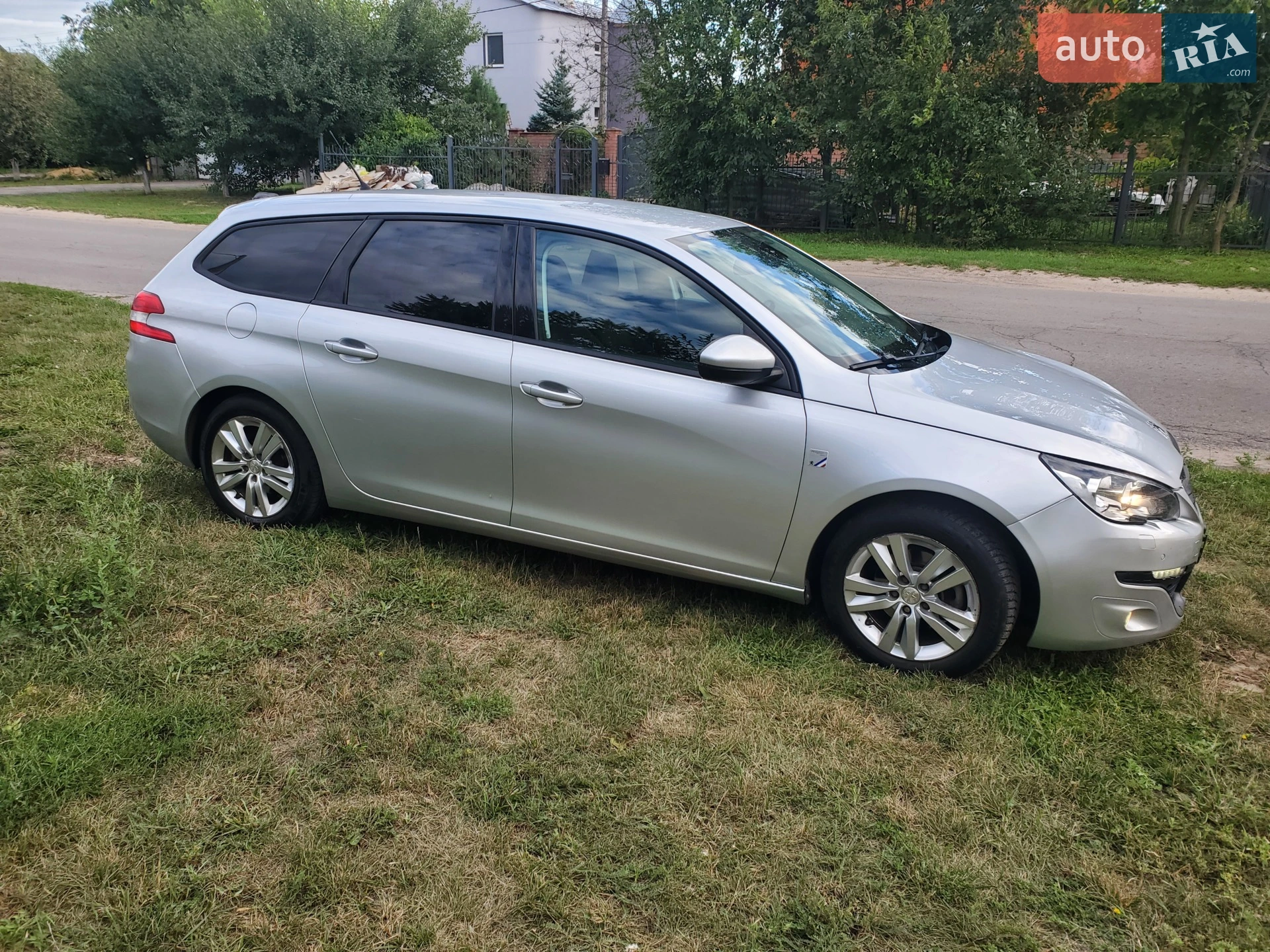 2016 Peugeot 308 - мініатюра 8