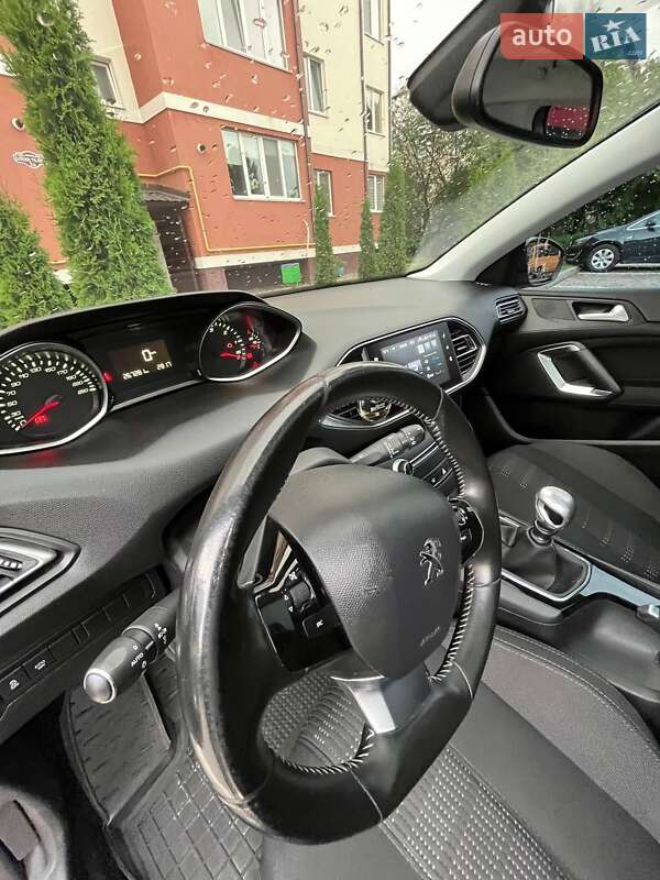 Універсал Peugeot 308 2015 в Рівному фото 19 Універсал Peugeot 308 2015 в Рівному