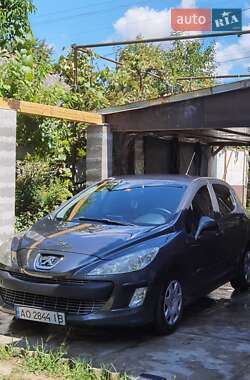 Хэтчбек Peugeot 308 2009 в 