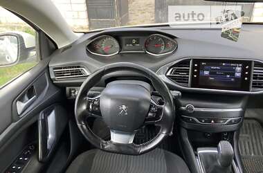 Универсал Peugeot 308 2015 в Вознесенске