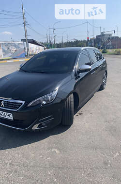 Универсал Peugeot 308 2015 в Ирпене