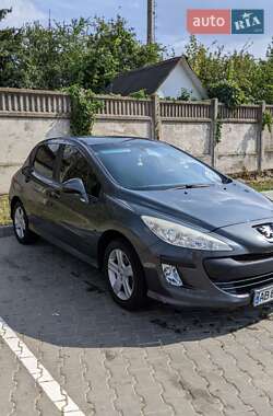 Хэтчбек Peugeot 308 2009 в Виннице