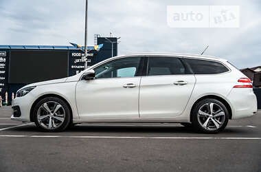 Универсал Peugeot 308 2018 в Киеве