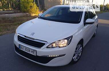 Універсал Peugeot 308 2015 в Чернівцях