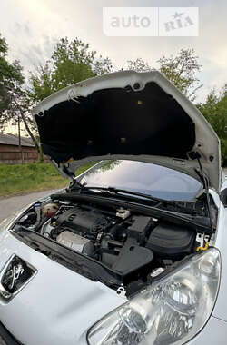 Универсал Peugeot 308 2012 в 