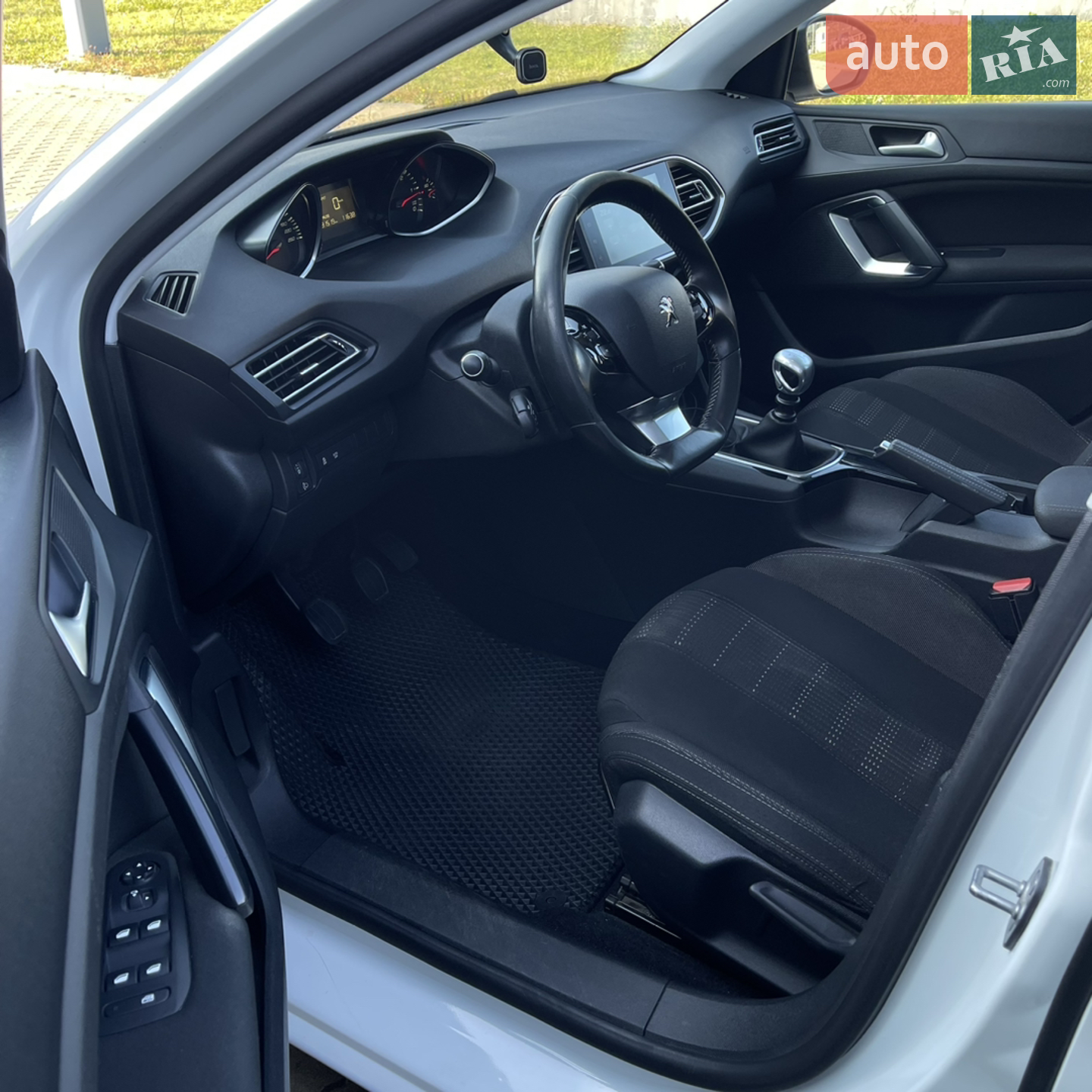 2015 Peugeot 308 - мініатюра 9