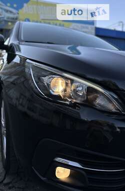 Универсал Peugeot 308 2020 в Сумах