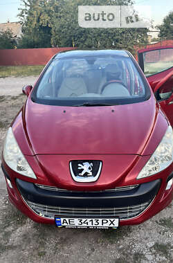 Хетчбек Peugeot 308 2008 в Верхівцеві