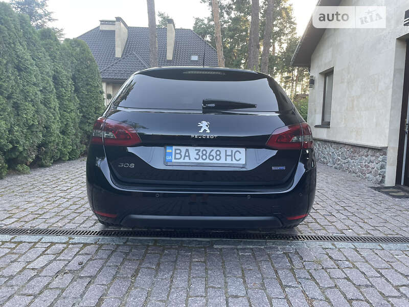 Універсал Peugeot 308 2015 в Києві
