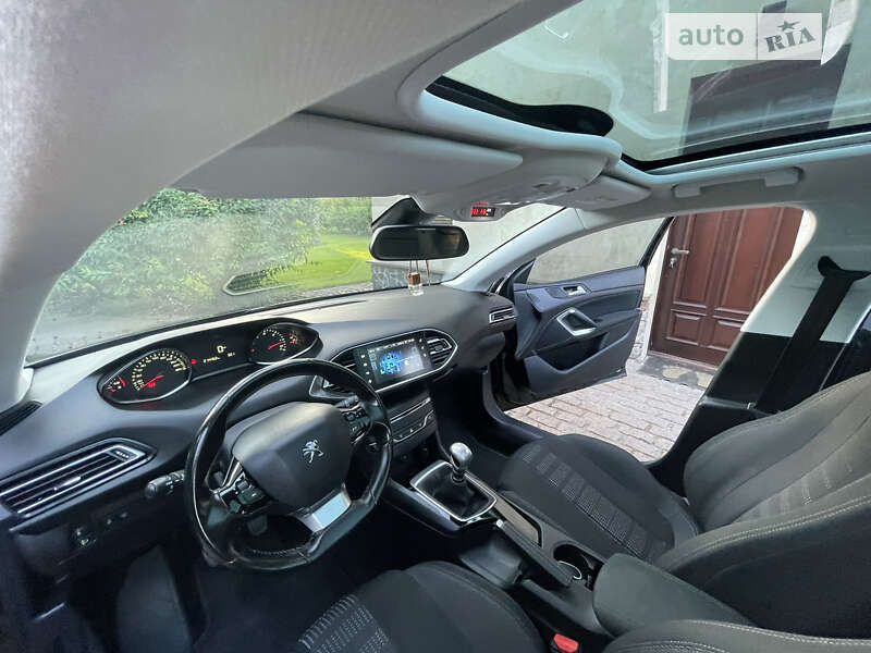 Універсал Peugeot 308 2015 в Києві