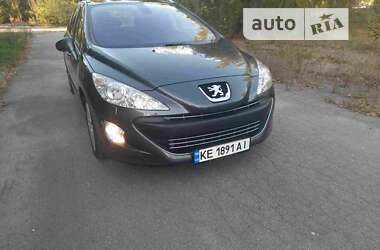 Универсал Peugeot 308 2011 в Каменском