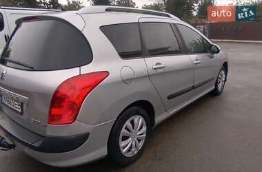 Универсал Peugeot 308 2010 в Чернигове