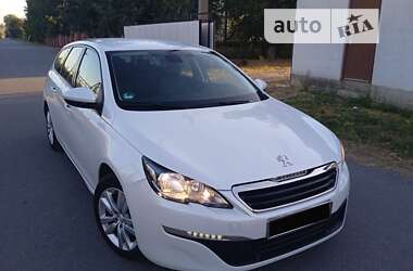 Универсал Peugeot 308 2015 в Черновцах