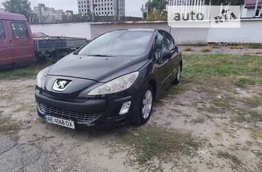 Хетчбек Peugeot 308 2008 в Києві