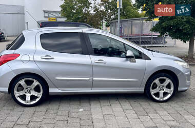Хэтчбек Peugeot 308 2011 в Виннице
