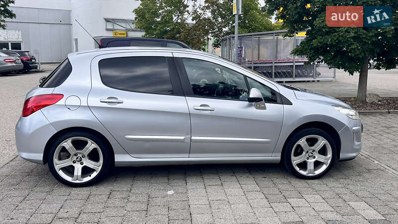 Хетчбек Peugeot 308 2011 в Вінниці