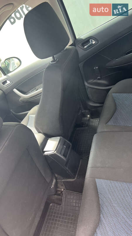 Хетчбек Peugeot 308 2011 в Вінниці