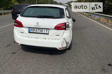 Універсал Peugeot 308 2015 в Тернополі