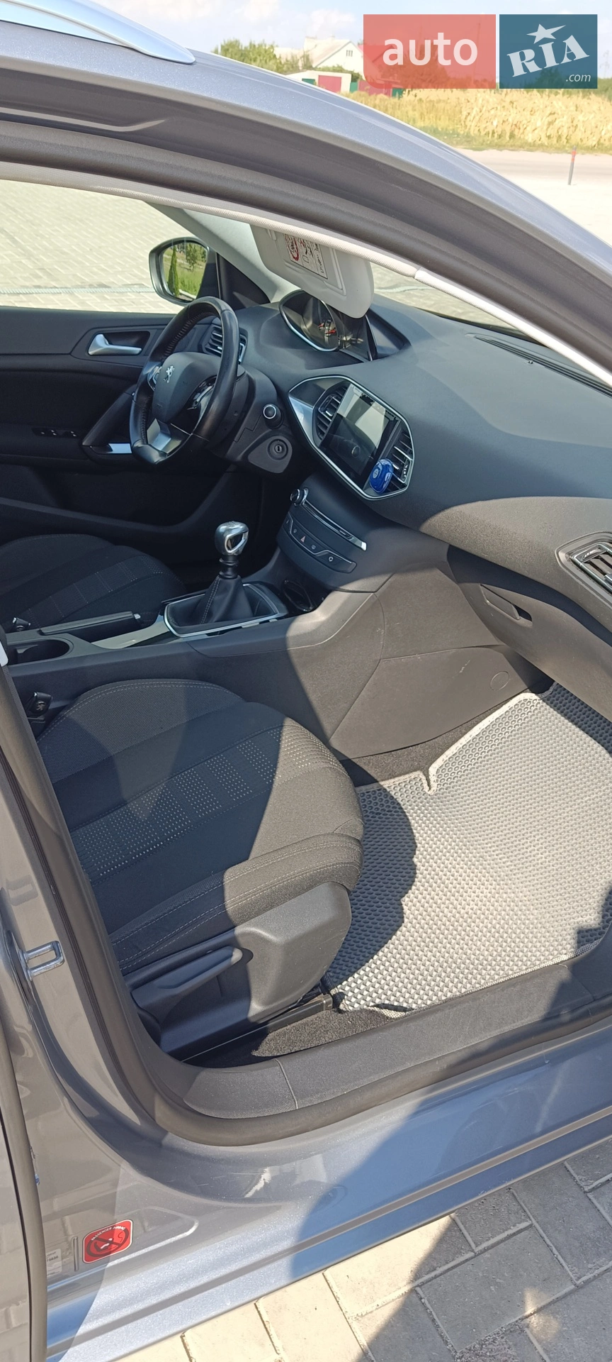 2015 Peugeot 308 - мініатюра 9