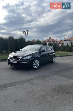 Хэтчбек Peugeot 308 2014 в Червонограде