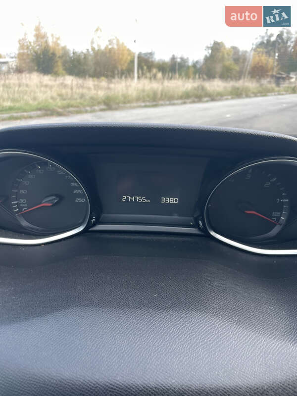 Хэтчбек Peugeot 308 2014 в Шептицькому