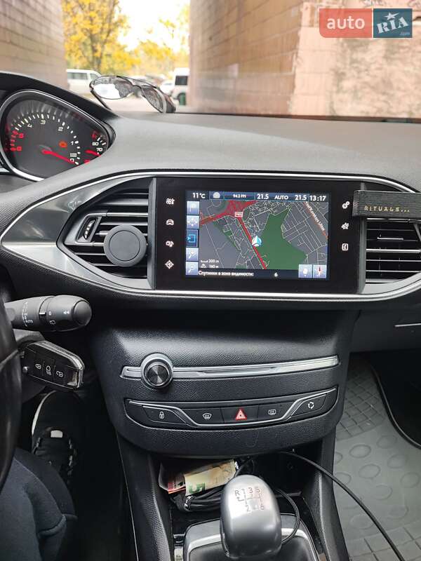 Універсал Peugeot 308 2015 в Києві