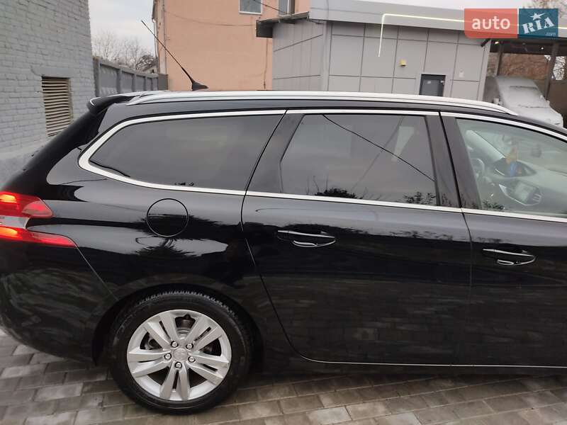 Універсал Peugeot 308 2015 в Горохові фото 8 Універсал Peugeot 308 2015 в Горохові