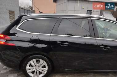 Универсал Peugeot 308 2015 в 