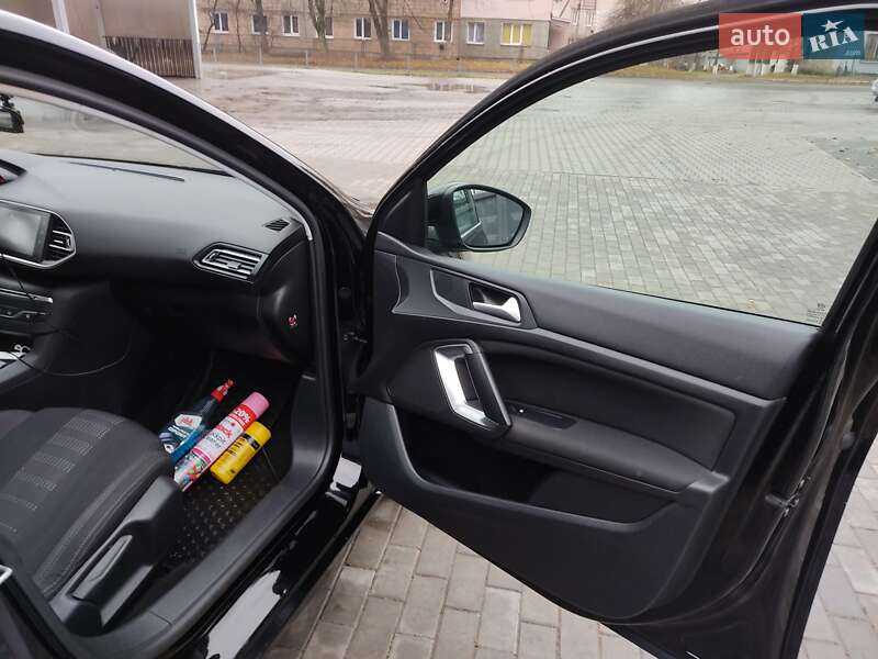 Універсал Peugeot 308 2015 в Горохові фото 13 Універсал Peugeot 308 2015 в Горохові