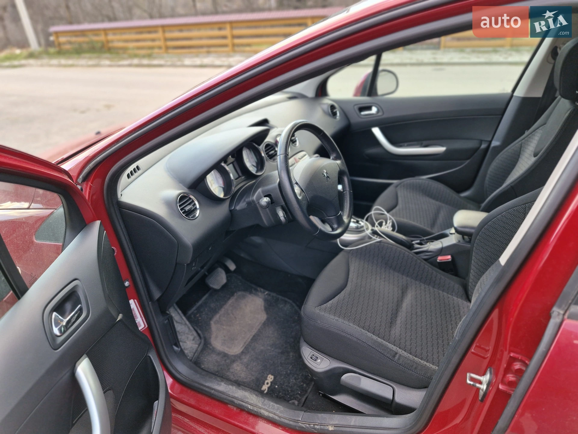Peugeot 308 2008 VIN VF34H5FTF55315306 фото оголошення 17 з 20