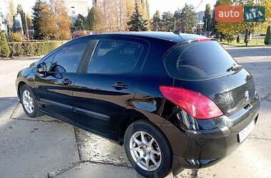 Хэтчбек Peugeot 308 2008 в Горишних Плавнях