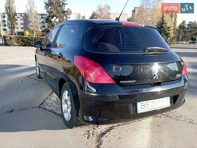 Хетчбек Peugeot 308 2008 в Горішніх Плавнях