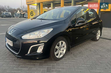 Хэтчбек Peugeot 308 2012 в Днепре