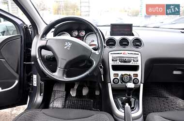 Универсал Peugeot 308 2011 в Львове