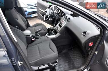 Универсал Peugeot 308 2011 в Львове