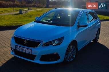 Универсал Peugeot 308 2018 в Львове