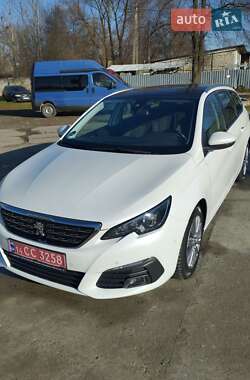 Универсал Peugeot 308 2018 в Жидачове