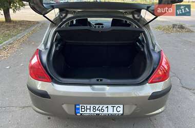 Хэтчбек Peugeot 308 2011 в Николаеве