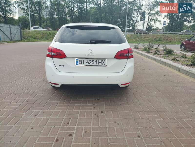 Универсал Peugeot 308 2016 в Полтаве