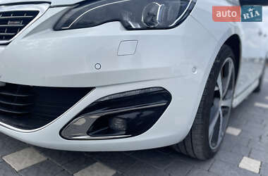 Универсал Peugeot 308 2015 в Тернополе