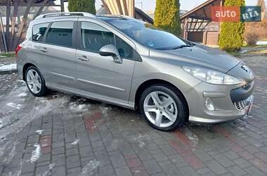 Універсал Peugeot 308 2010 в Косові