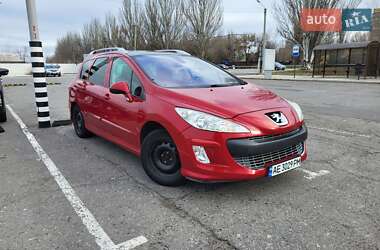 Універсал Peugeot 308 2010 в Дніпрі